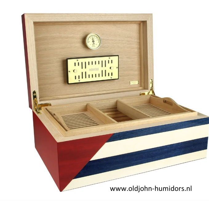 H177 Humidor Adorini Cuba te Amo Grande DeLuxe met Cubaanse vlag - 150 sigaren - verkoop via www.oldjohn-humidors.nl