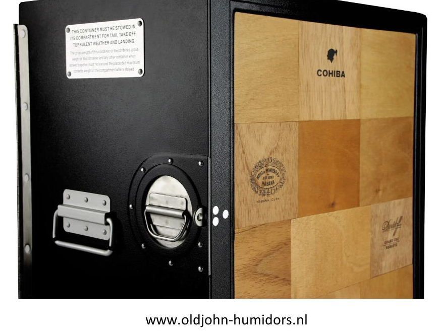 H185 Humidor Kisten Kabinet Adorini trolley Cabinet. verkoop via oldjohn-humidors.nl