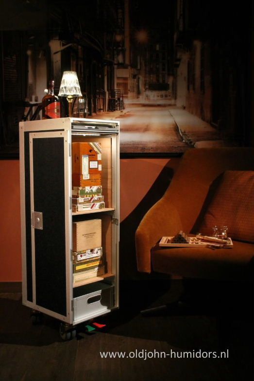 H206 Adorini Trolley Cabinet Humidor Black Old John Humidors