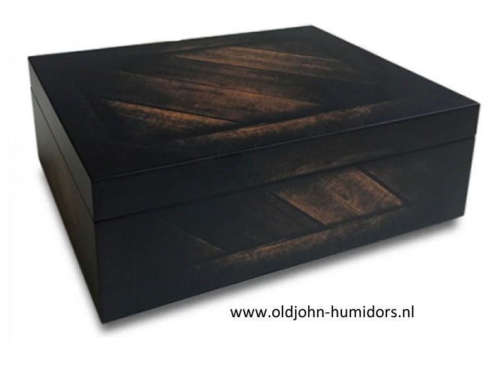 h45 humidor vintage mat met inzet tray 75 sigaren