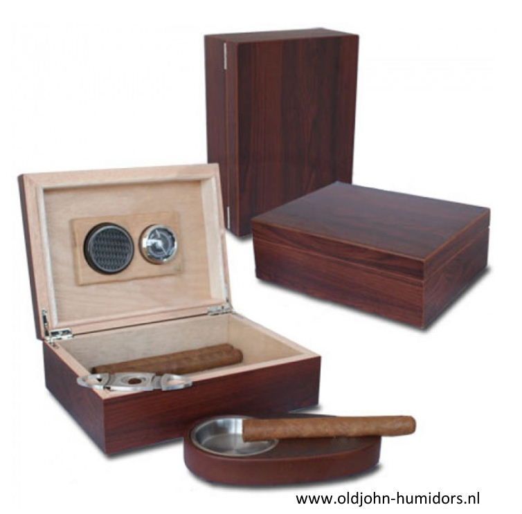 humidor Startset Giftset MAT WALNOOT met bijpassende asbak en luxe knipper via oldjohn-humidors.nl