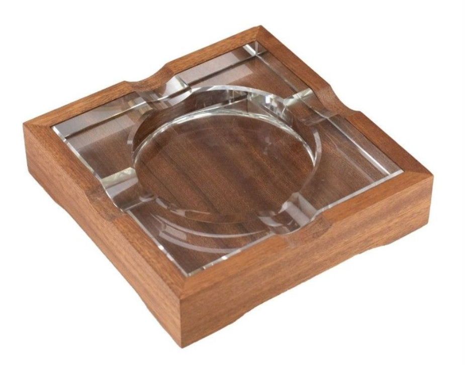 SAB04 sigaarasbak voor 4 sigaren. hout met kristalglas. Verkoop via Old John Humidors
