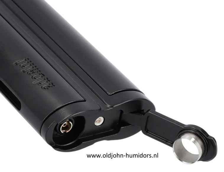 Adorini Curve Jetflame Sigaaraansteker  mat zwart,  met sigarenboor SAS21