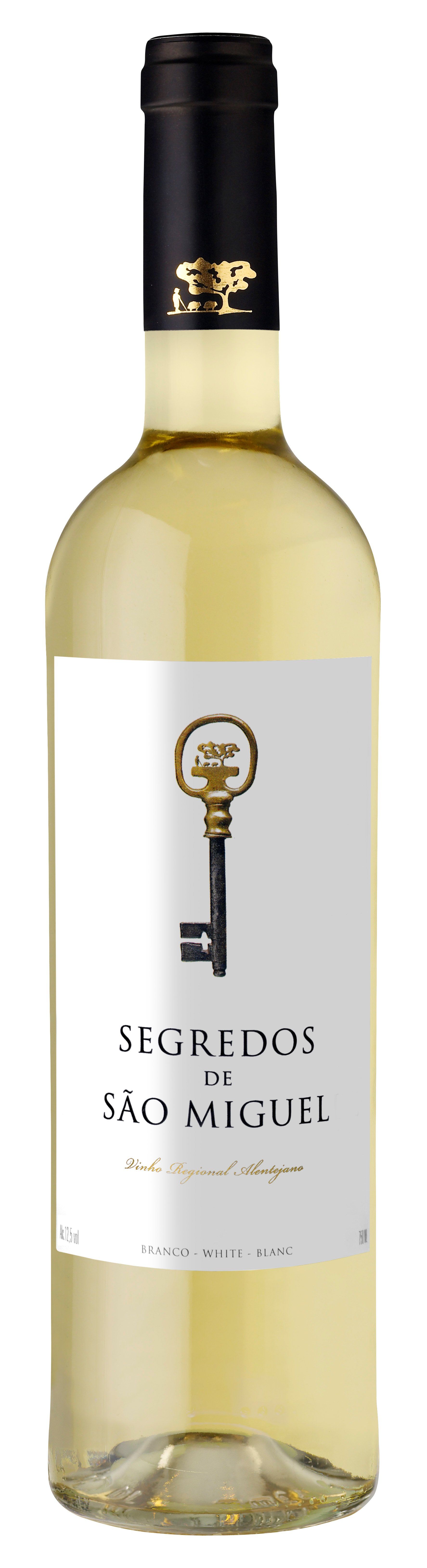 Bottle of white wine, with a white label featuring a key icon and text