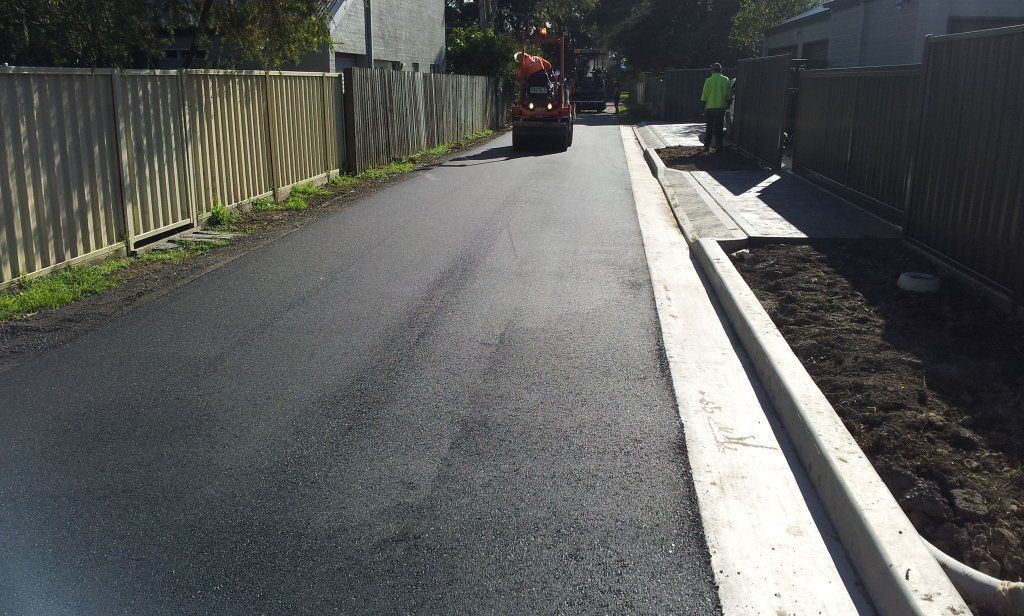 Laneway Upgrade with Asphalt Seal | Berry, NSW | CKB Civil Pty Ltd
