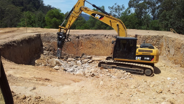House Cut Using Rock Hammer | Berry, NSW | CKB Civil Pty Ltd
