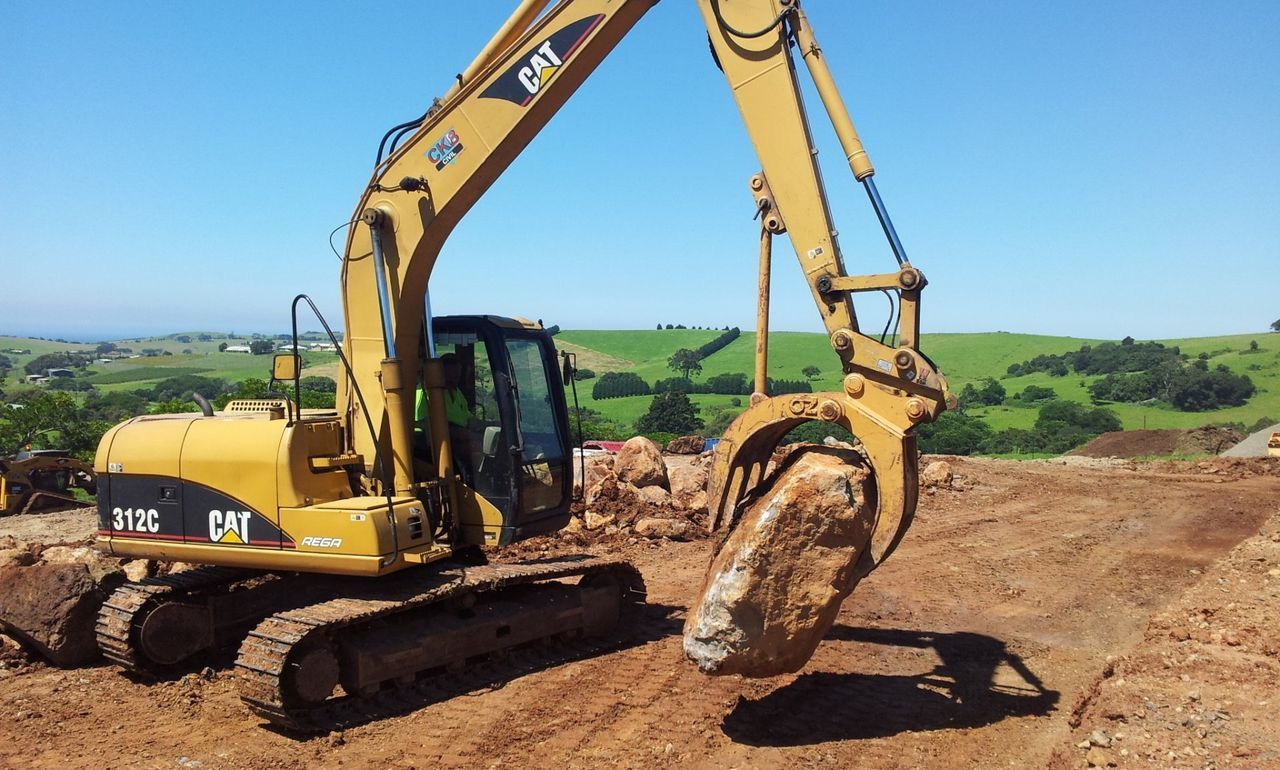 12 Tonne Excavator with Grabs | Berry, NSW | CKB Civil Pty Ltd