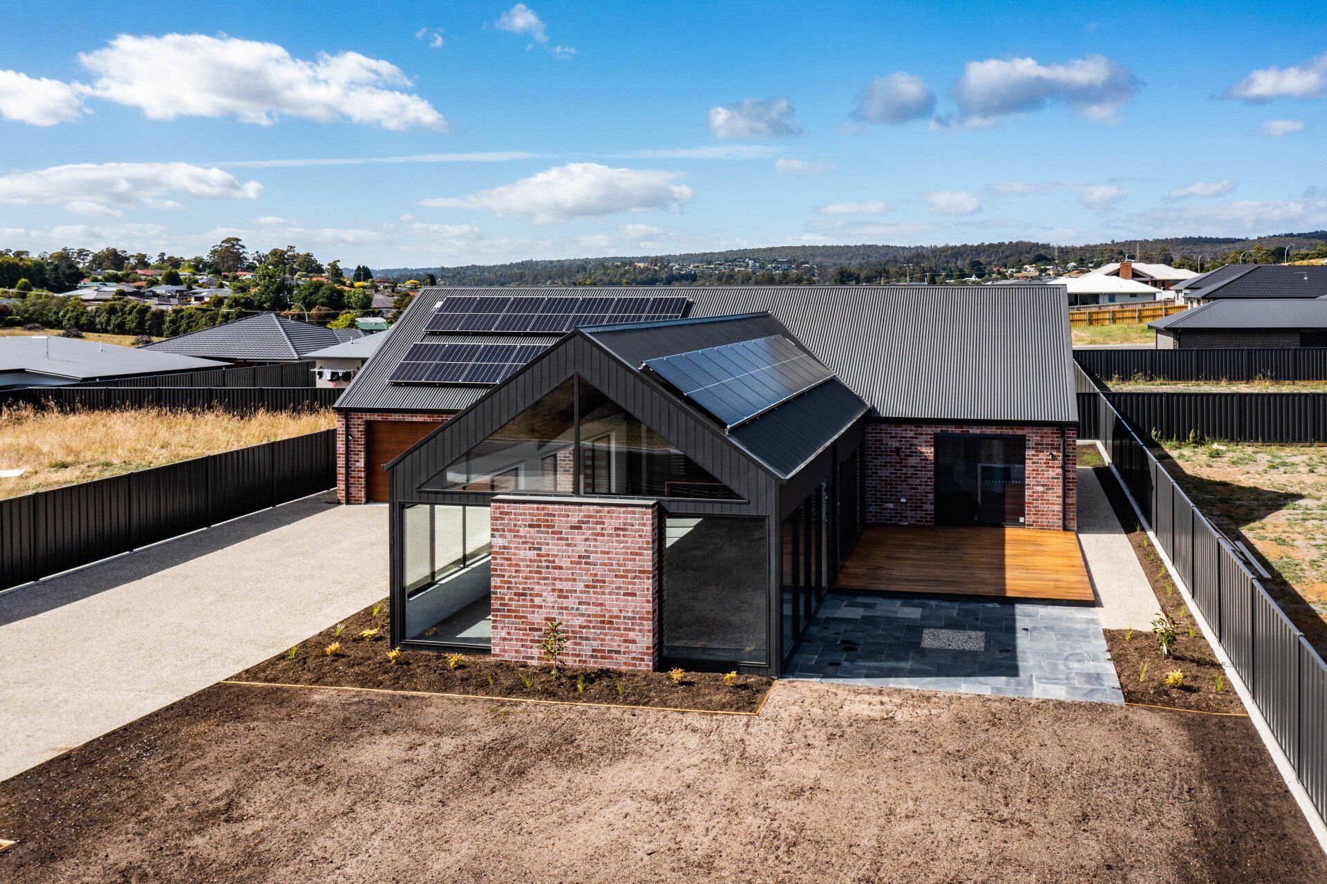 Coles garden from out the front