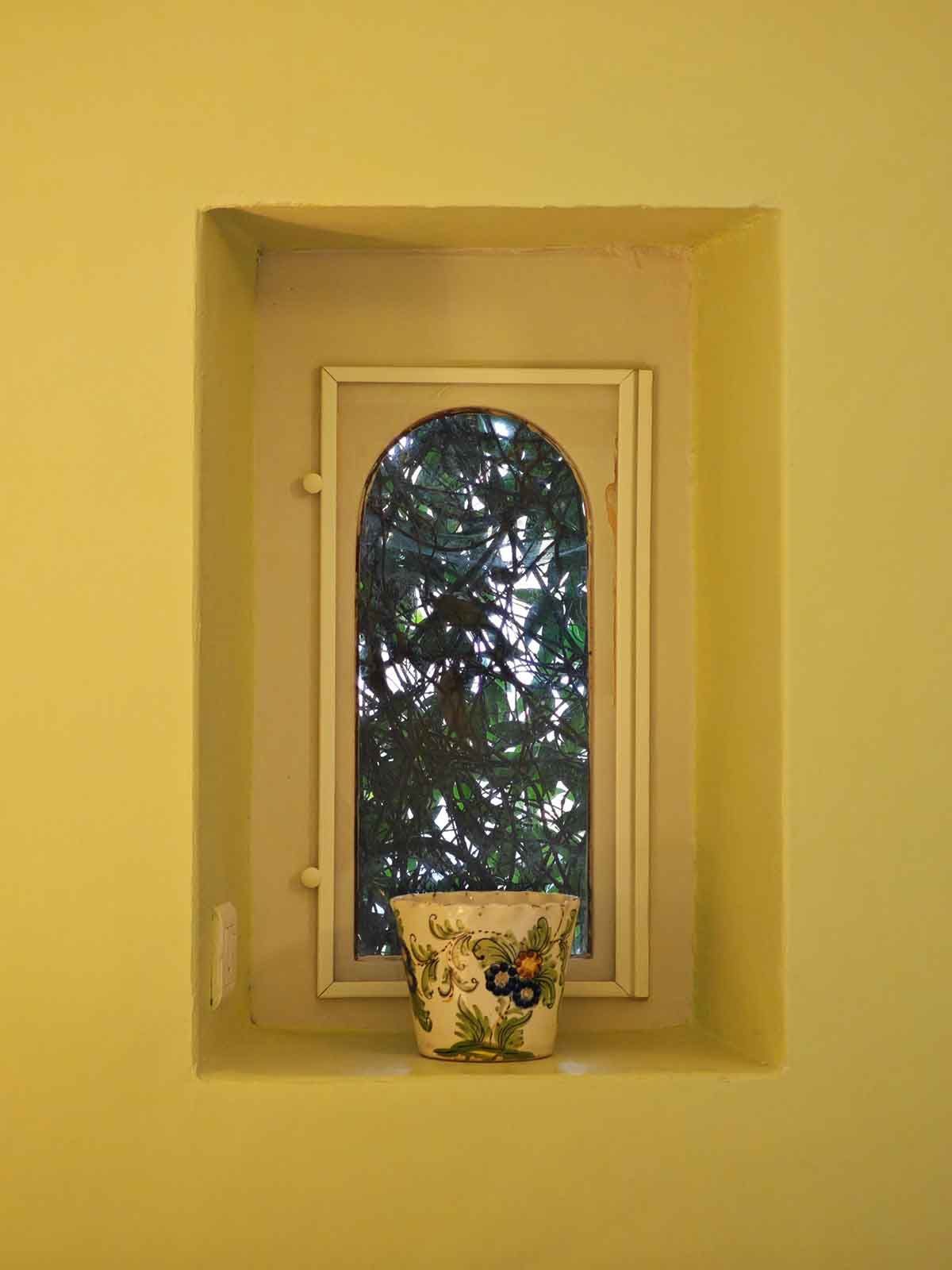 La Petite Recepte small window in bedroom