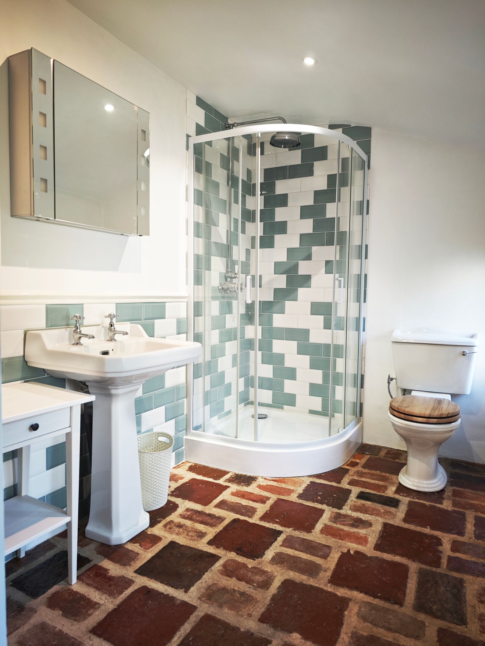 La Petite Recepte Shower room