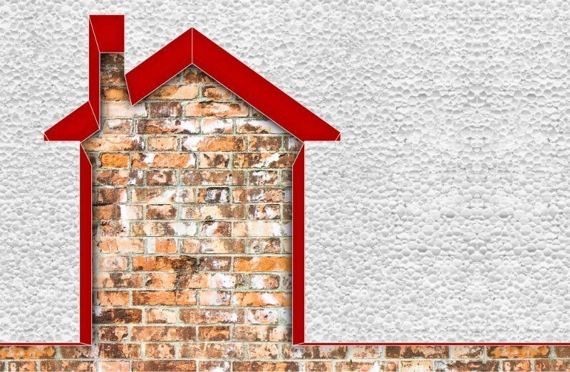 10 Reasons You Should Pick Foam Instead of Fiberglass Insulation