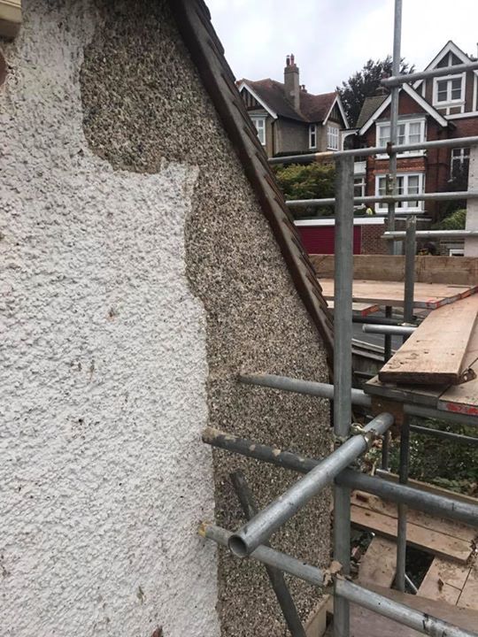 Damp spreading from the roof