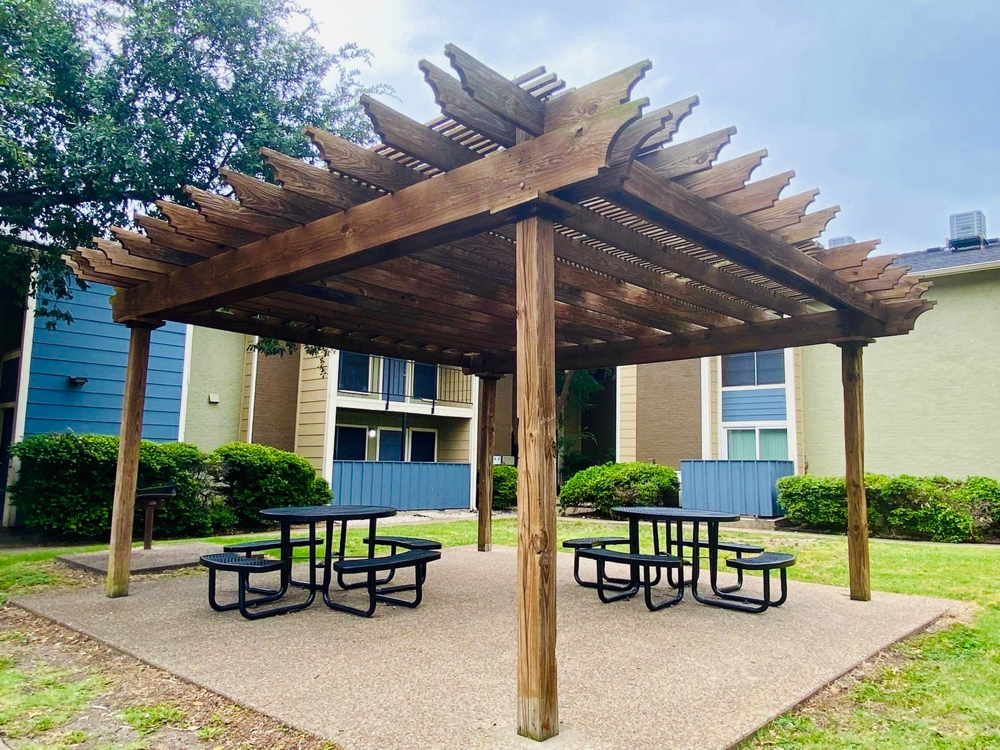 Home | Spanish Ridge Apartments |TX