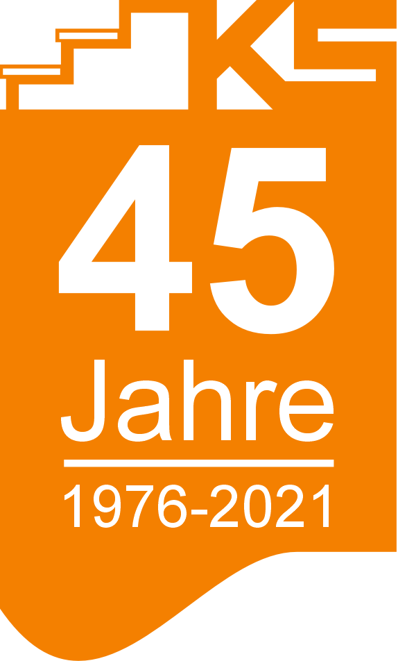 Ein Schild mit der Aufschrift 45 Jahre 1976-2021