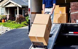 Packing and moving service