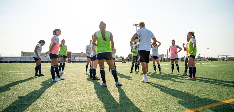 Soccer players at a FC Dallas Advanced Camp