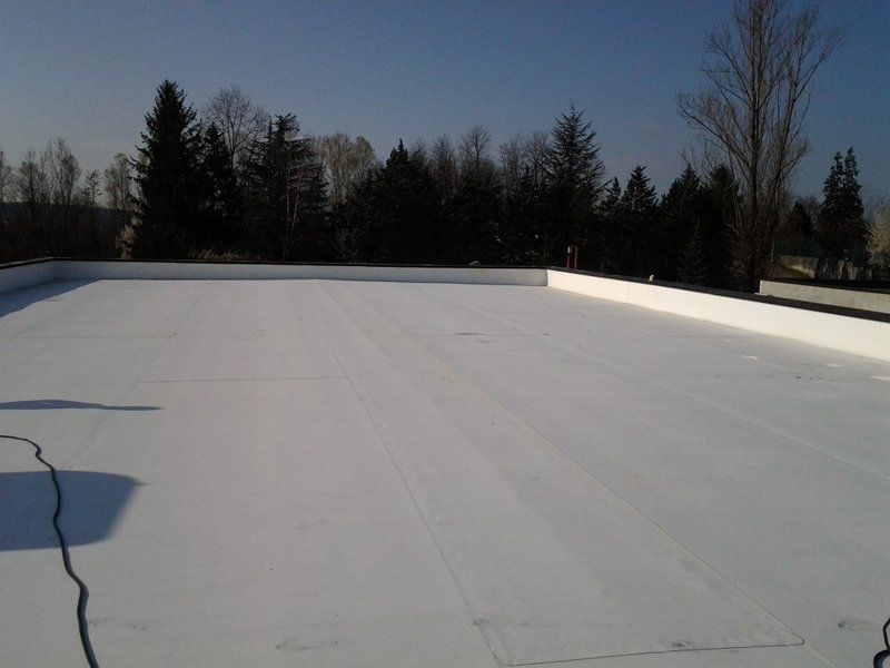 tetto con manto sintetico