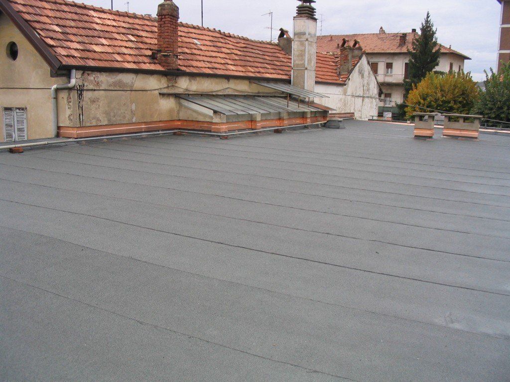 tetto con strato impermeabile
