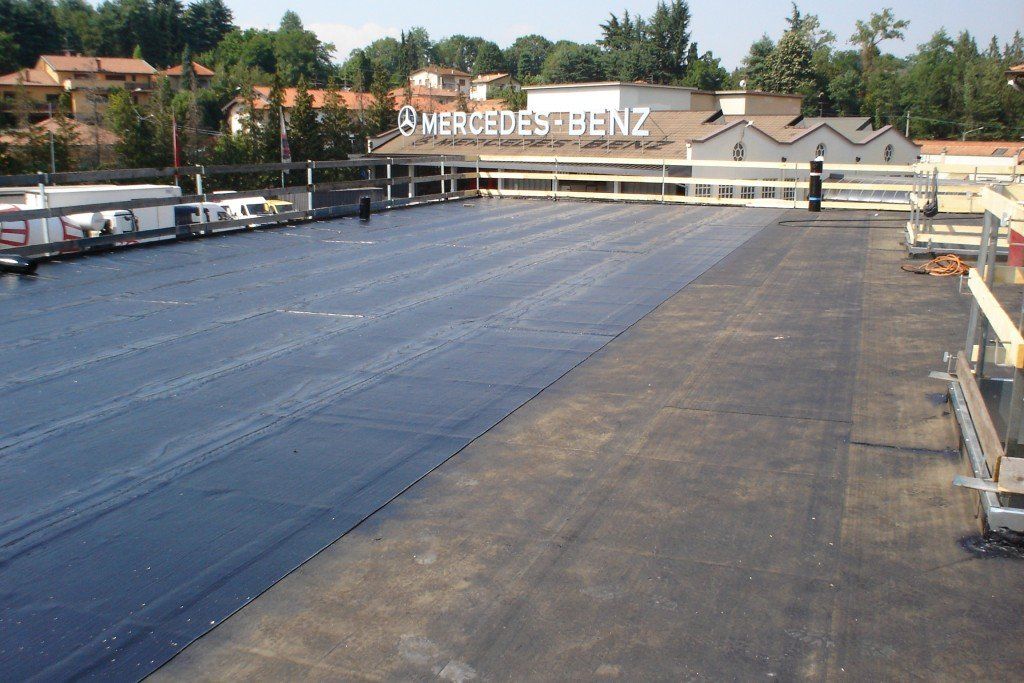 posa impermeabilizzazione per tetto