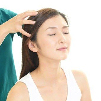 Light therapy facial