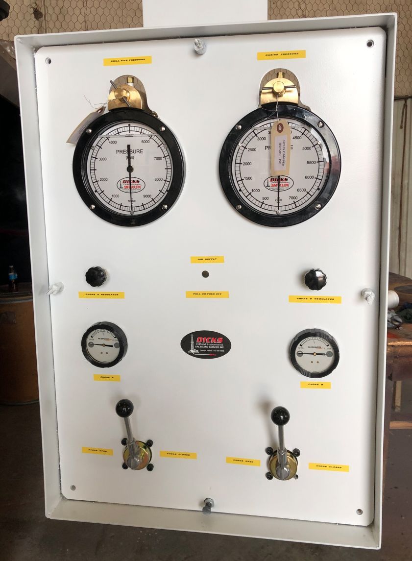 Pressure Indicating Manifold 1