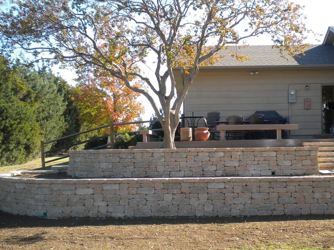 landscape design in pratt, ks with younie lawnscapes