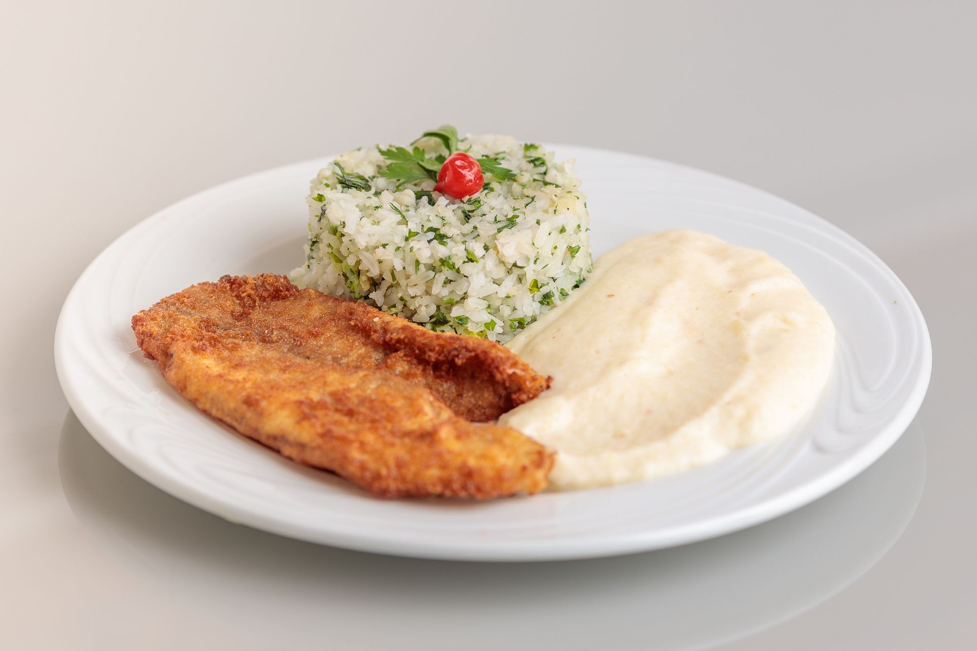 RESTAURANTE TOWN LOUNGE