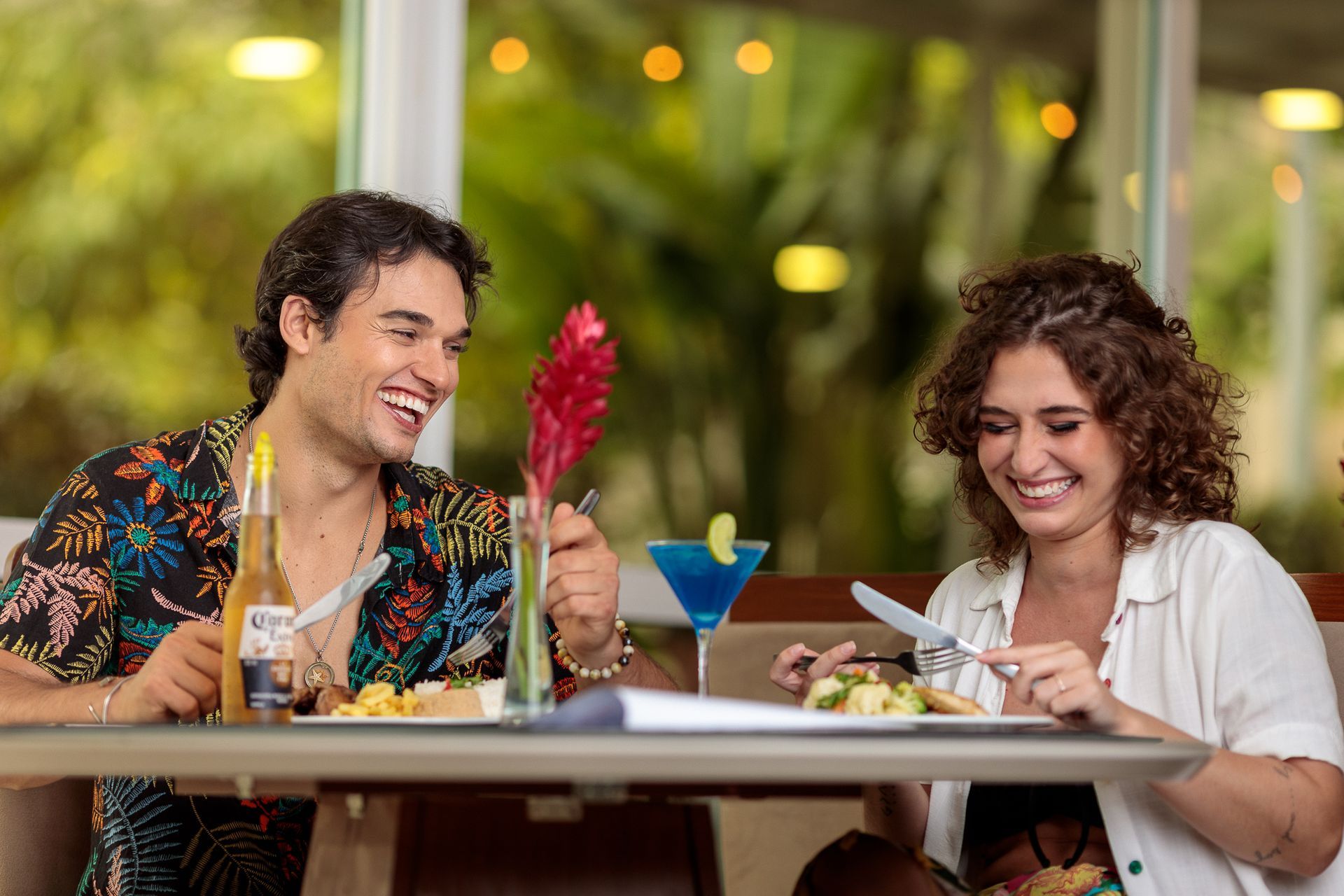 RESTAURANTE TOWN LOUNGE