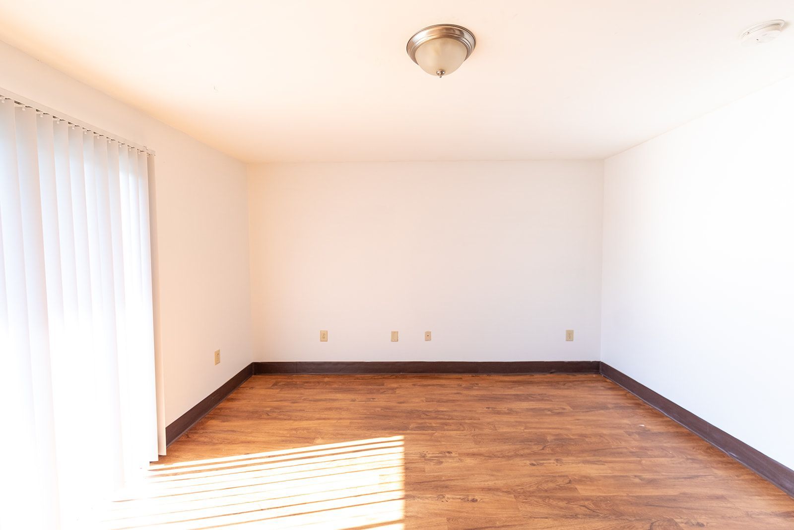 Porch of Azalea Apartments, Affordable Apartments in Anderson, SC