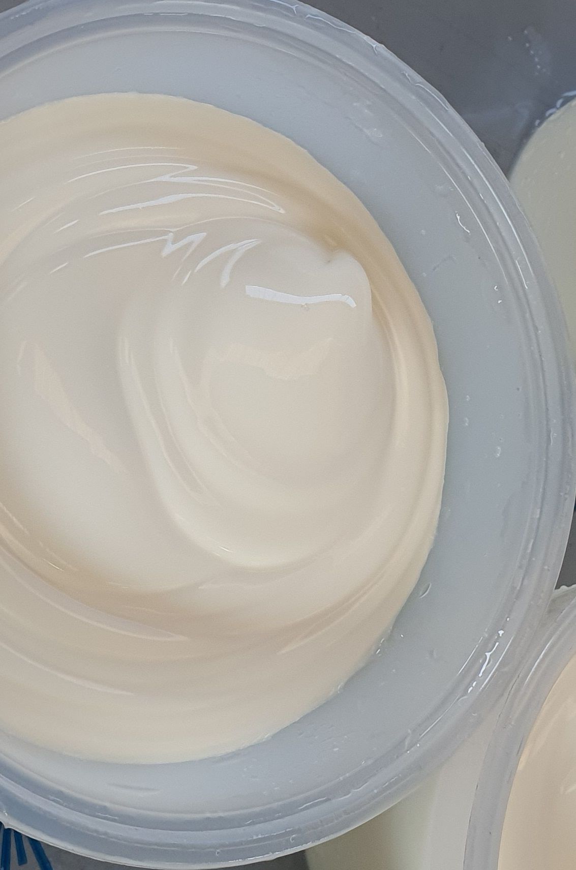 Macchinari per la produzione di formaggio fresco e spalmabile