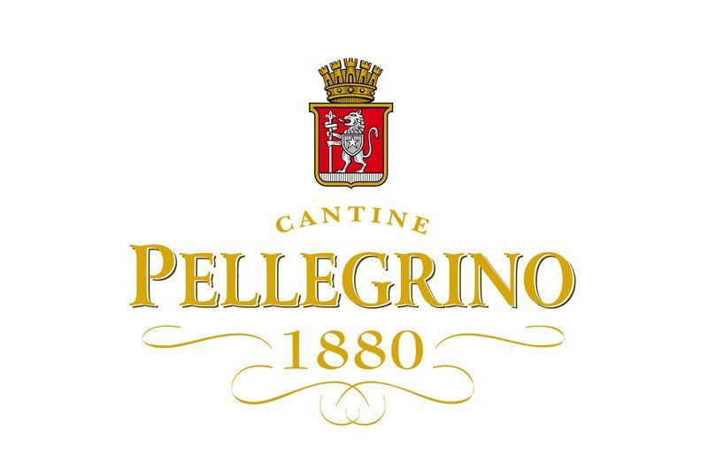 Logo delle Cantine Pellegrino con stemma e testo dorato.