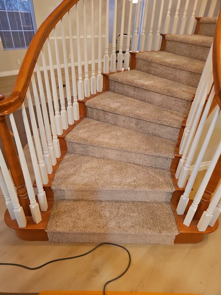 Restore your carpets with our expert installation and repair services in Coronado.
