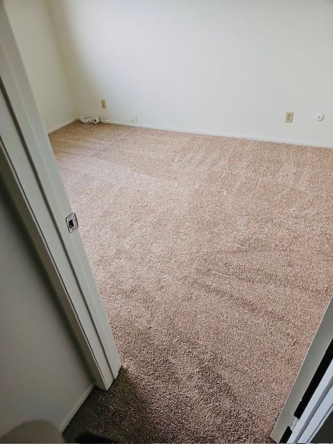 Del Mar flooring showroom with expert carpet installations
