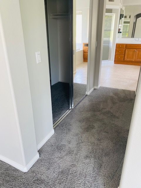 Top flooring and carpet repairs in San Diego