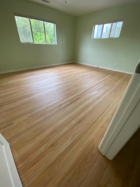 Hardwood refinishing in coastal San Diego areas
