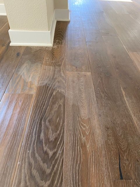 Repair your flooring with Solana Beach experts