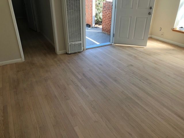 Encinitas floor repair specialists for homes
