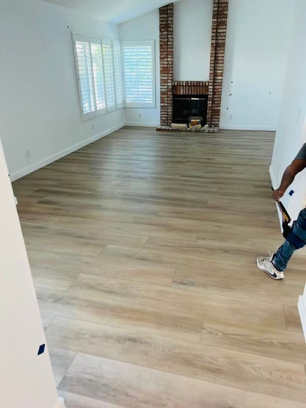 Solana Beach floor and carpet showroom with expert repairs
