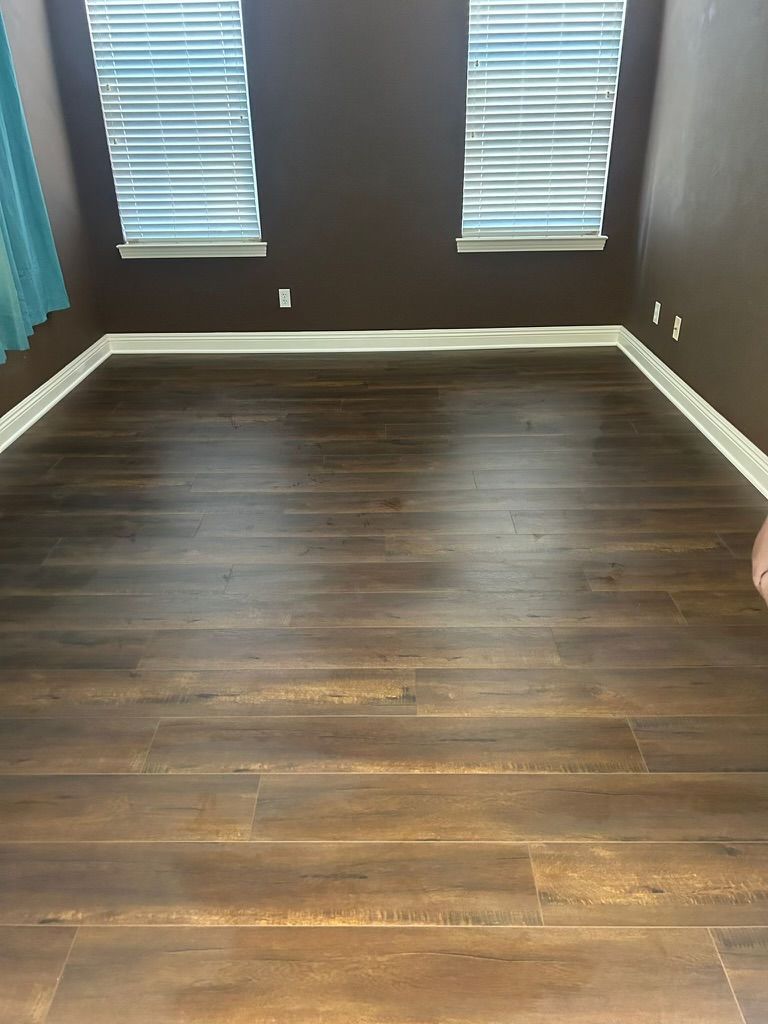 Professional floor services available for both residential and commercial properties in Vista.