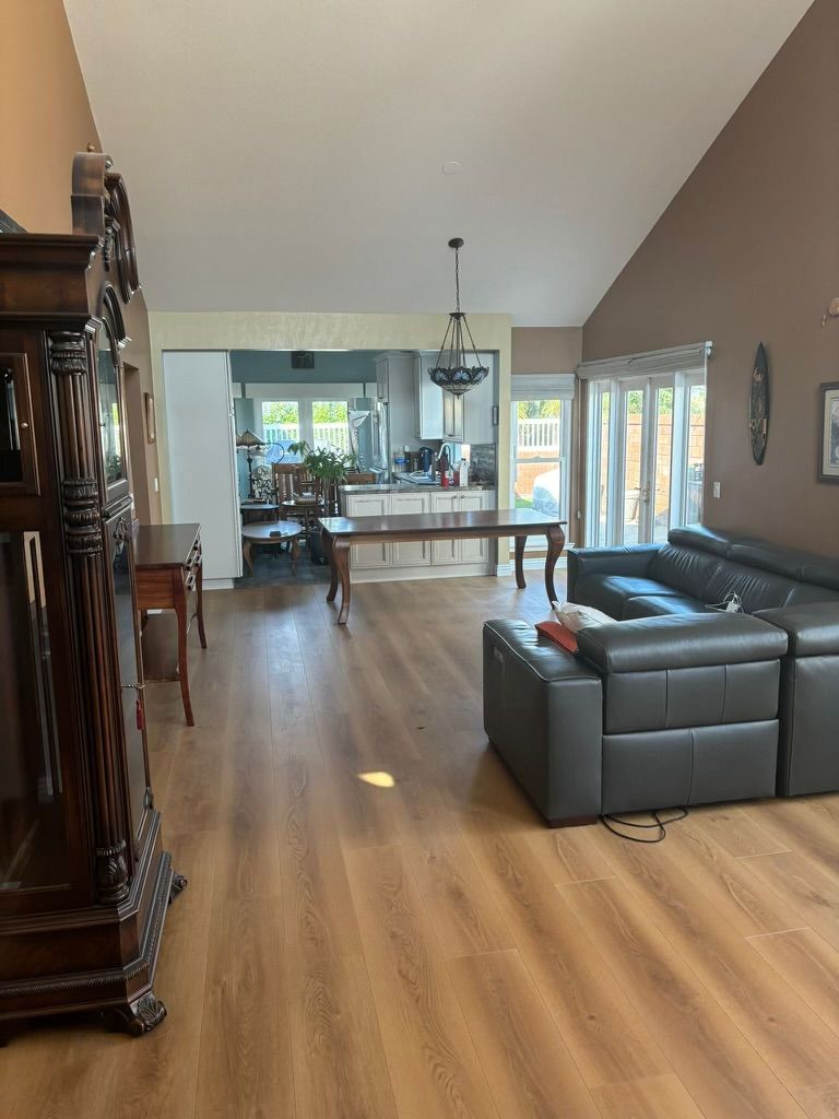 Durable floor repairs and installations for homes and businesses in San Marcos.