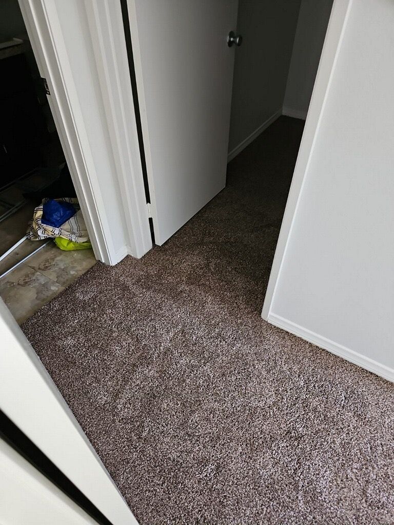 Reliable carpet installation and repair services in San Marcos.
