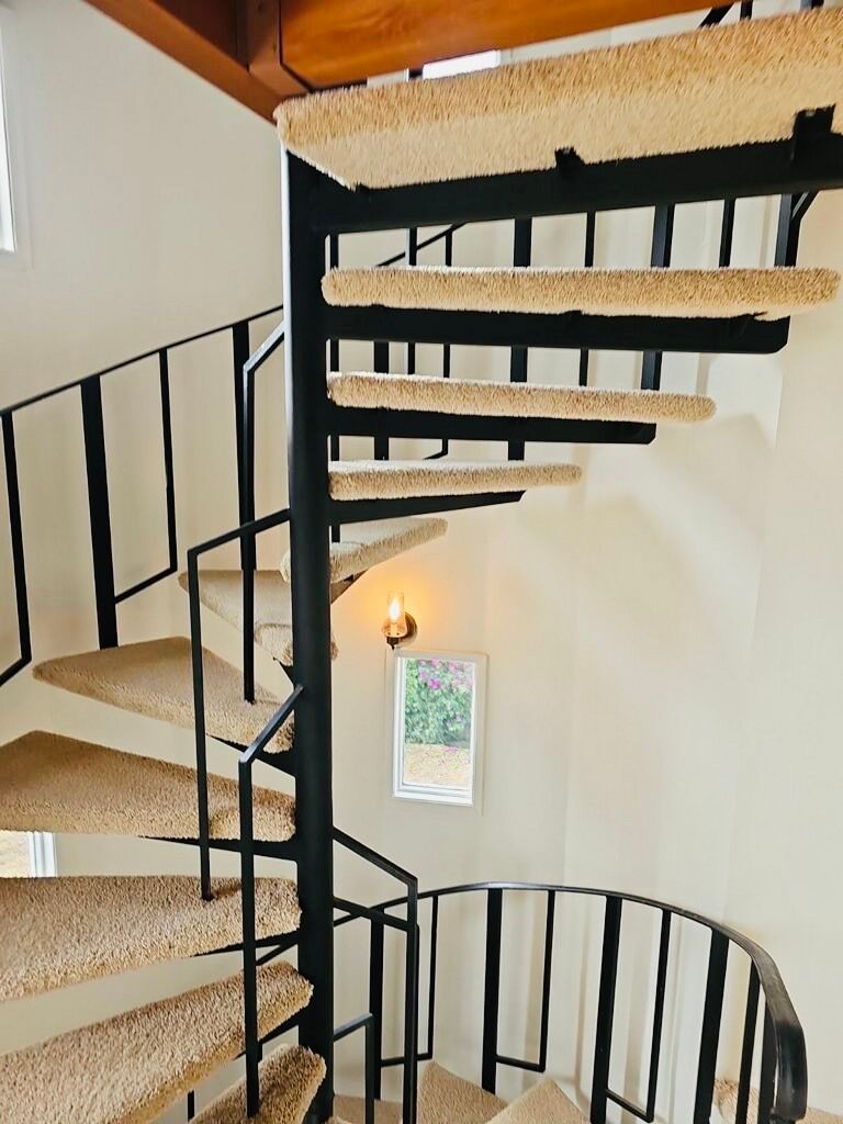 Restore your carpets with expert installation and repair services in Escondido.