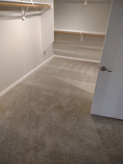 Solana Beach showroom with flooring and carpet installation
