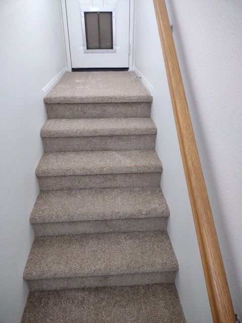 Solana Beach carpet showroom offering flooring repairs
