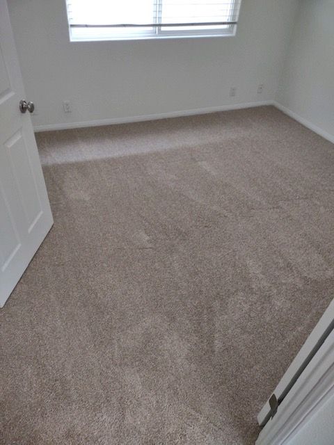 Flooring services and carpet repairs available in Del Mar
