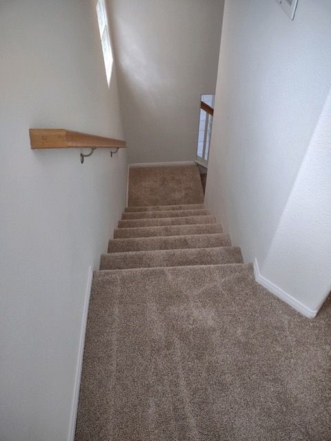 Solana Beach flooring services featuring beautiful carpets
