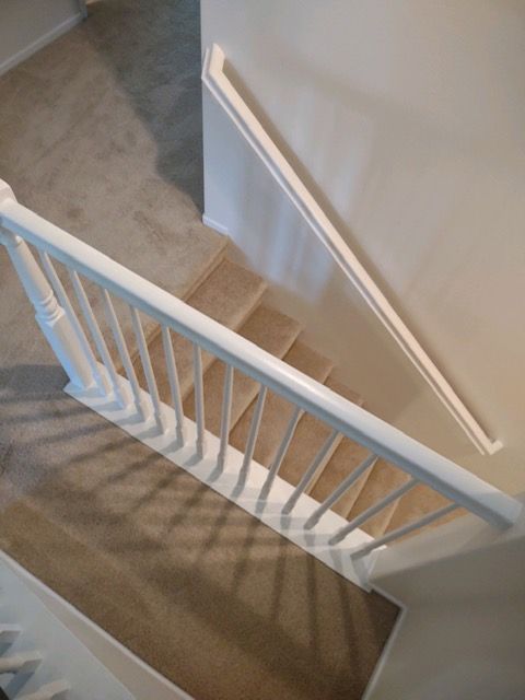 Solana Beach flooring showroom with repairs available
