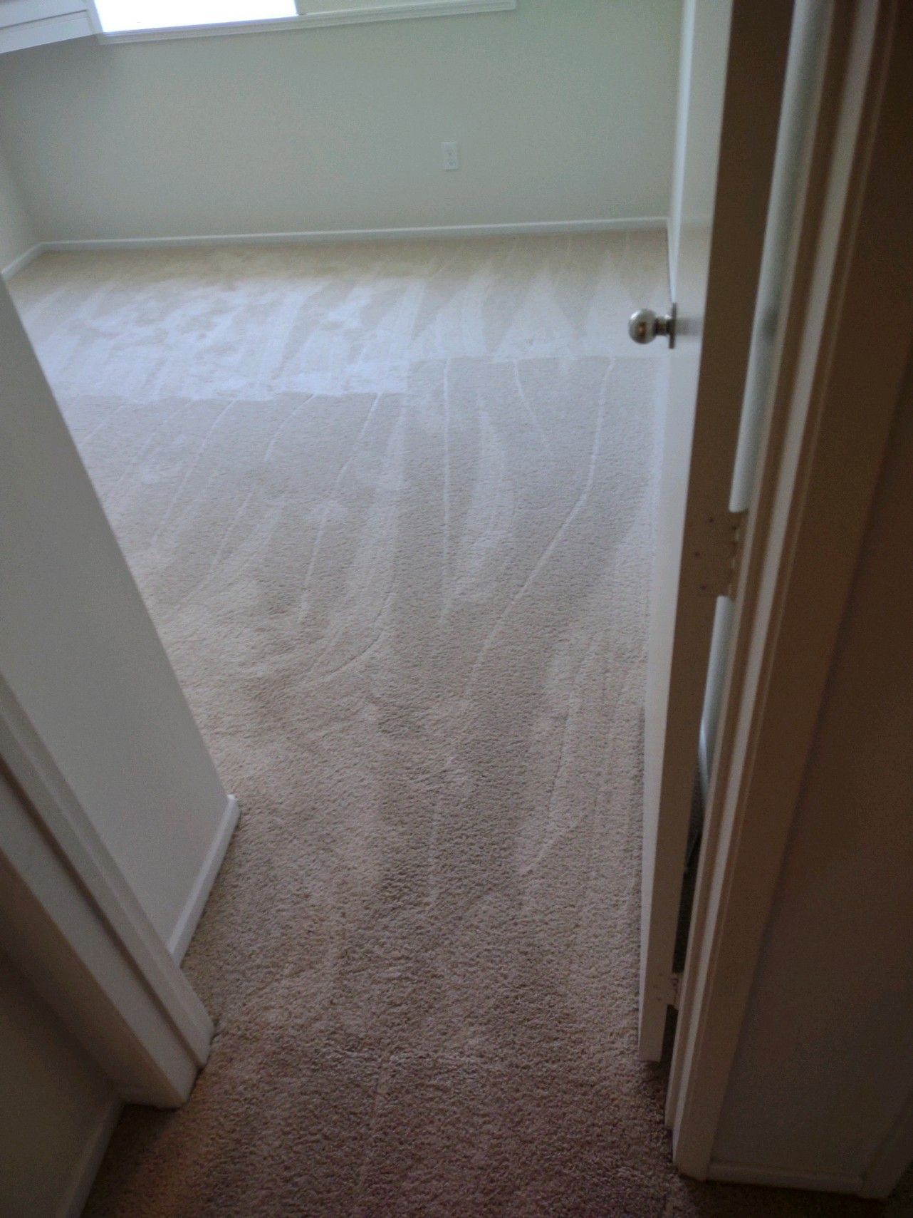 San Diego flooring solutions and carpet repairs
