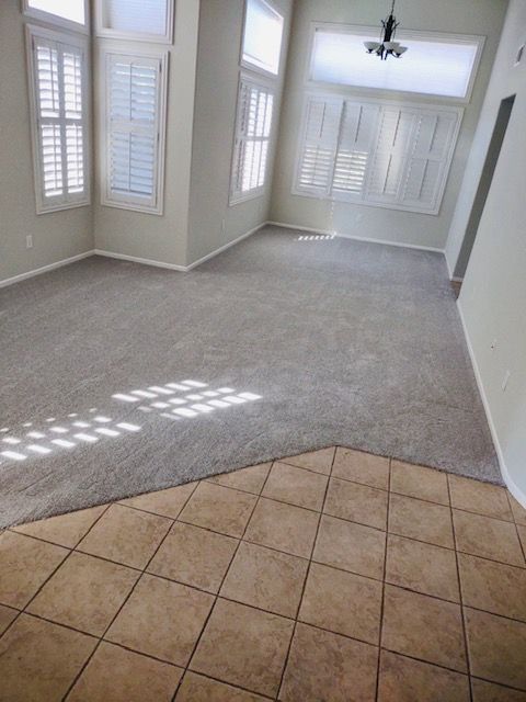 Solana Beach showroom with custom carpet flooring options