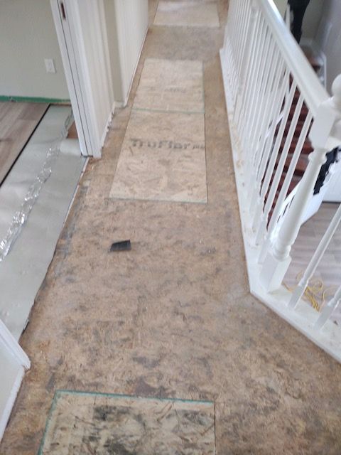 Del Mar homes shine again with San Diego's Finest Flooring’s expert floor repair solutions.